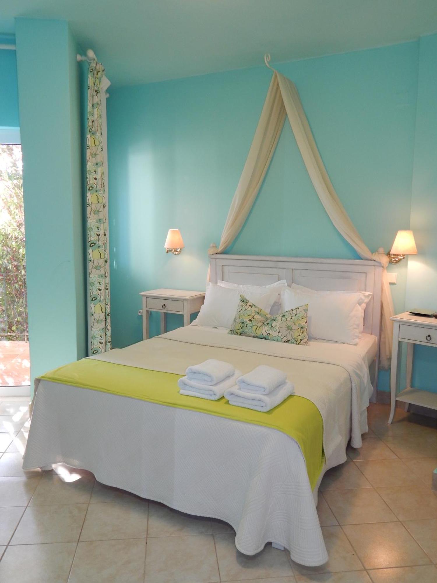 Palmina Mare Villa And Studios Paralia Vrachou Exterior foto
