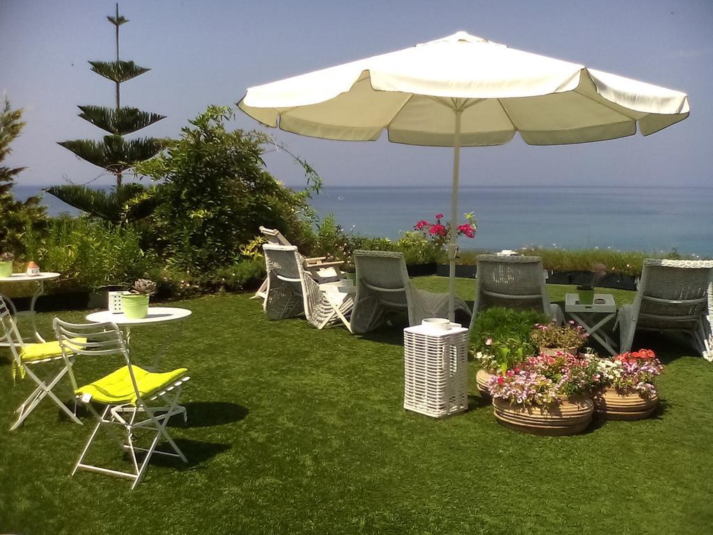 Palmina Mare Villa And Studios Paralia Vrachou Zimmer foto
